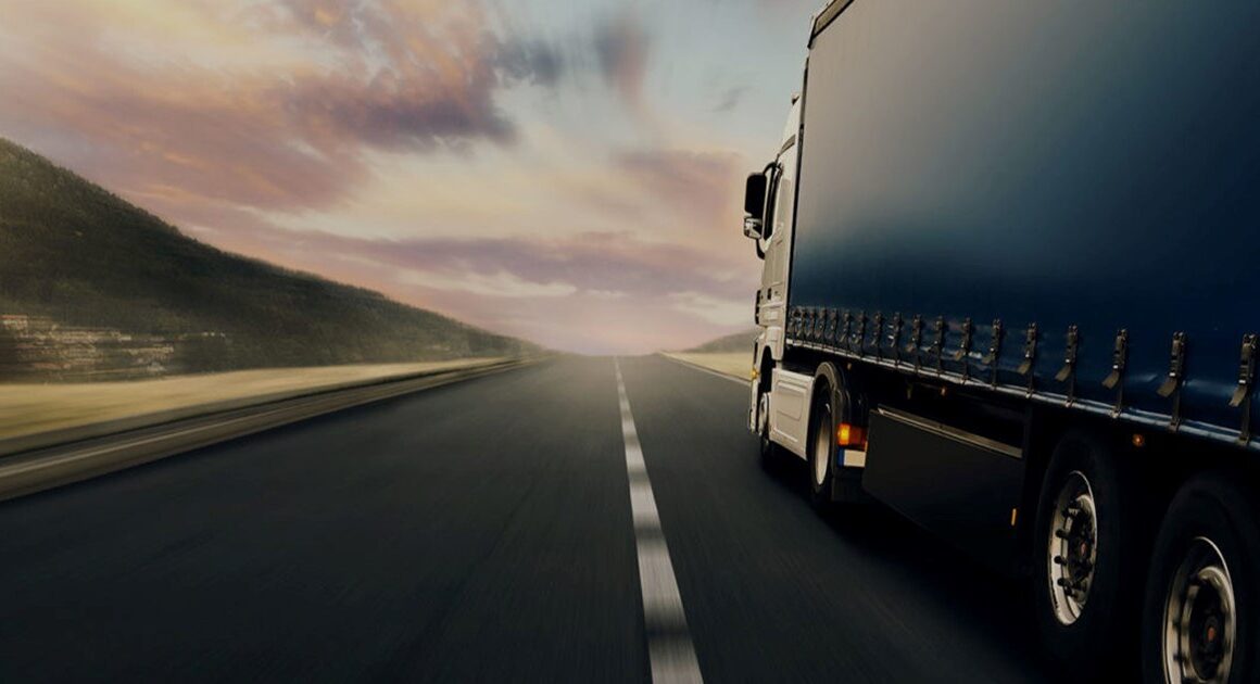 Чим корисна співпраця з кваліфікованим логістичним партнером для вантажоперевезень