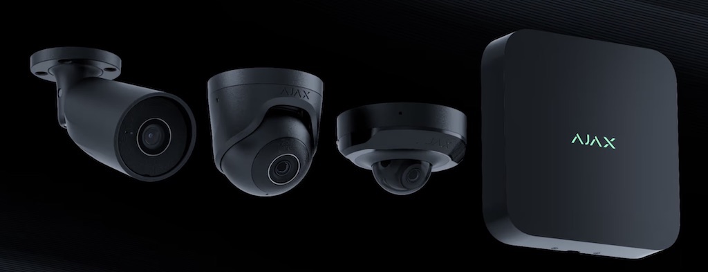 Кому в Україні варто обрати відеоспостереження Ajax