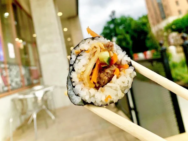 Сет роллов: удобный формат для компании