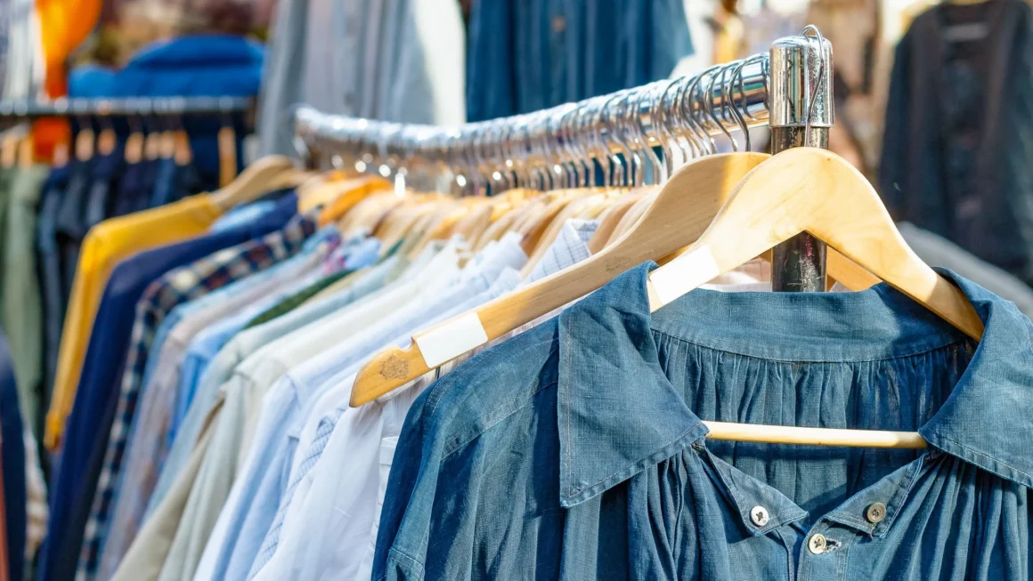 Одяг для відпочинку: подорожі, дача, природа